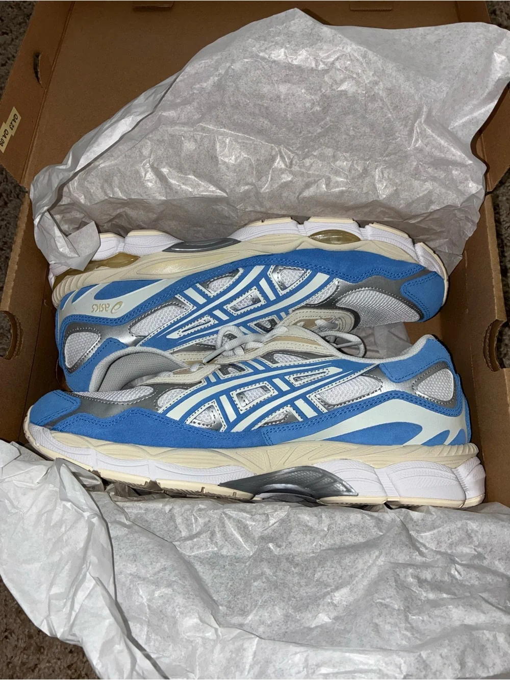 ASICS NYC-Gel Sneakers in White, Light Blue & Cream